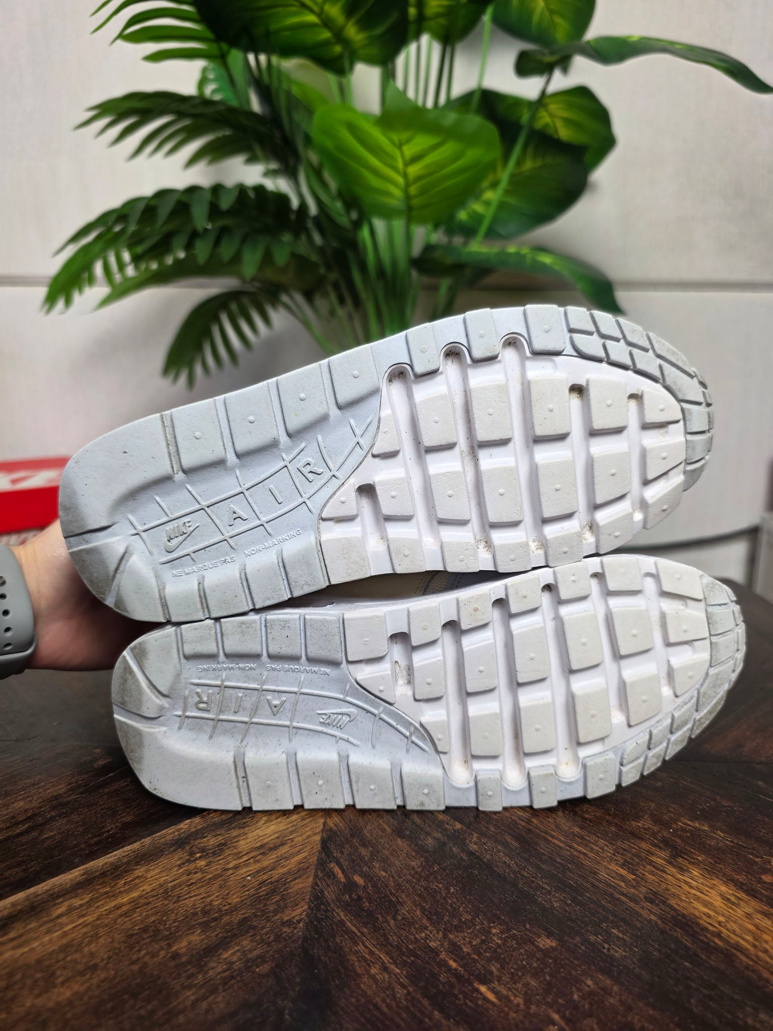 Nike Air Max 1 Pale Ivory maat 36,5