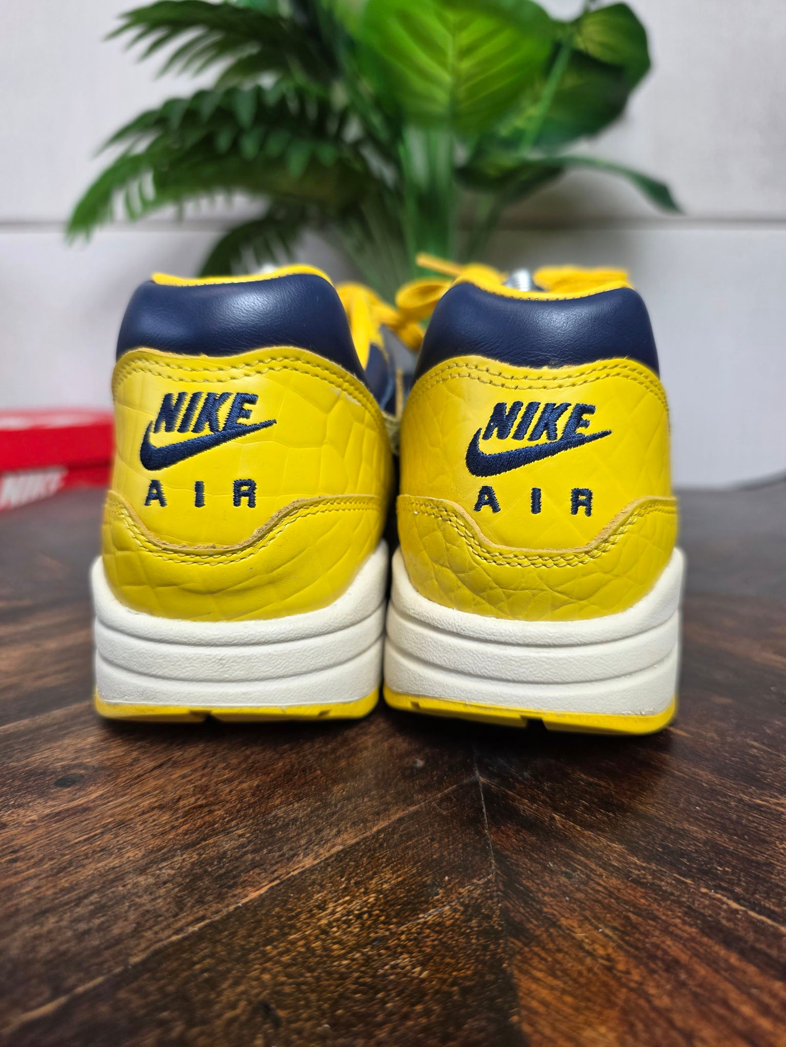 Nike Air Max 1 CO.JP Michigan maat 44