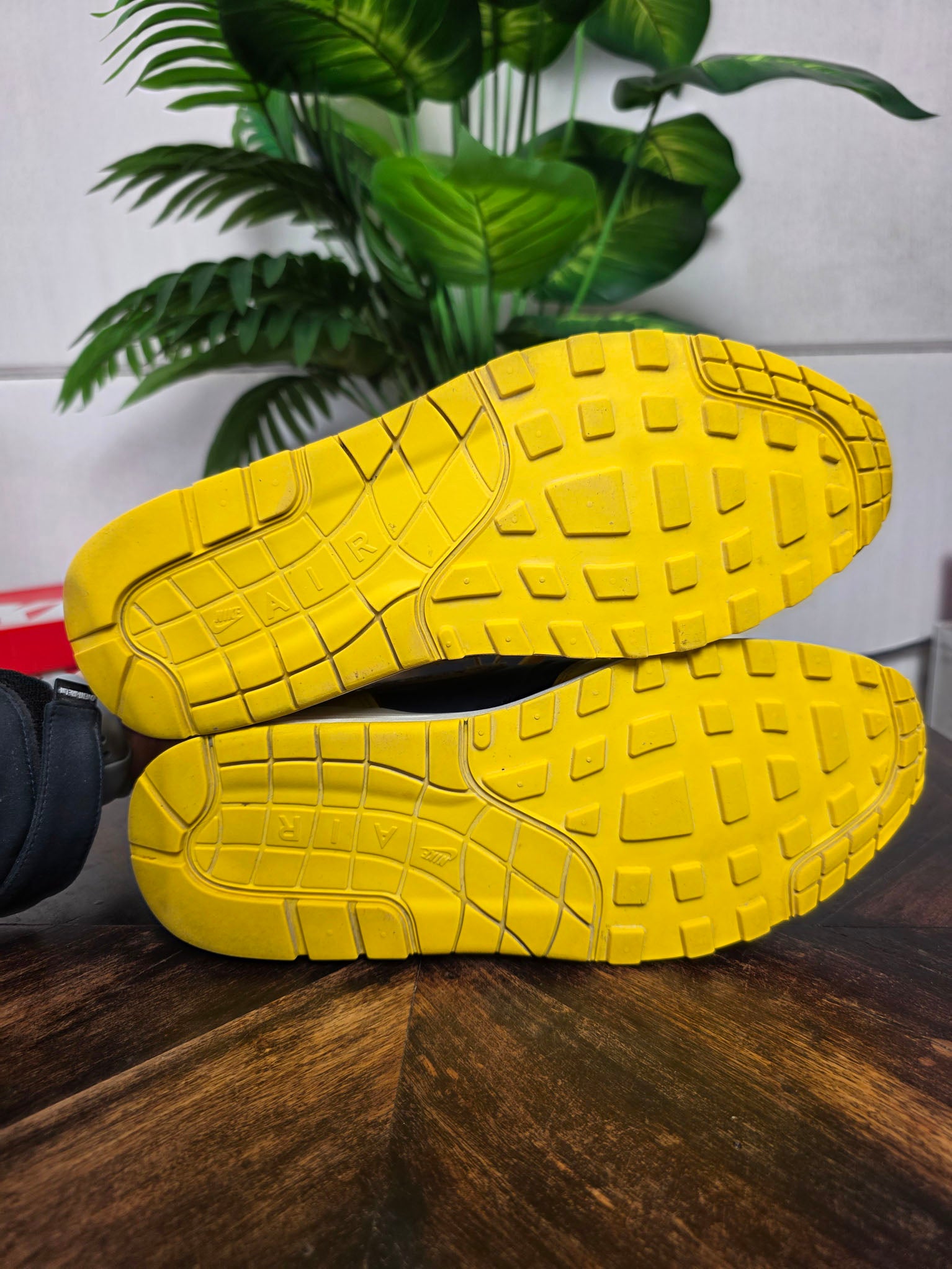 Nike Air Max 1 CO.JP Michigan maat 44