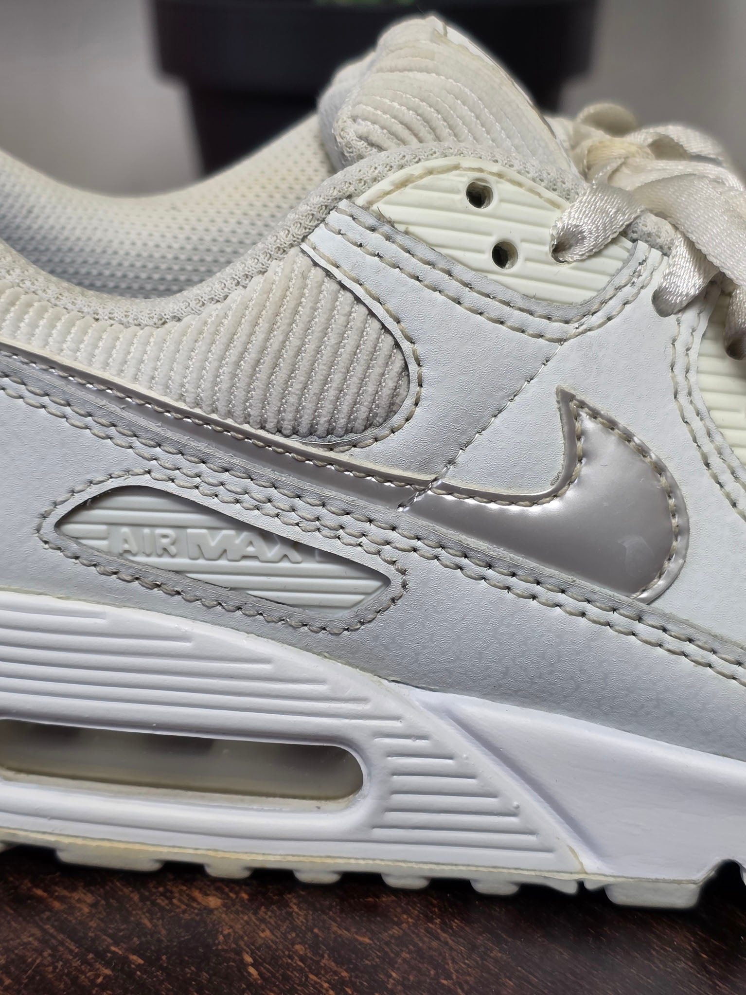 Nike Air Max 90 Summit White maat 38