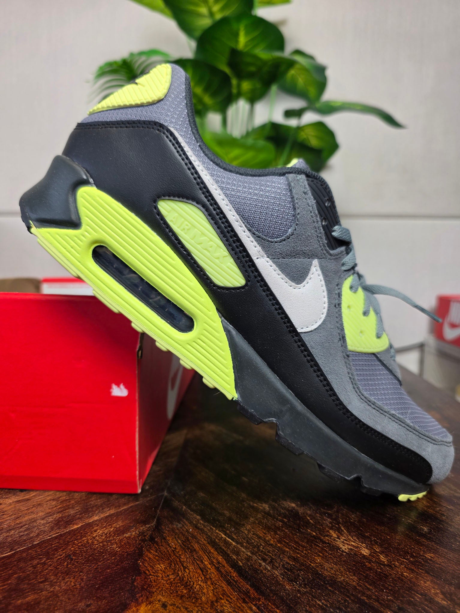 Nike Air Max 90 Light Lemon Twist maat 49,5