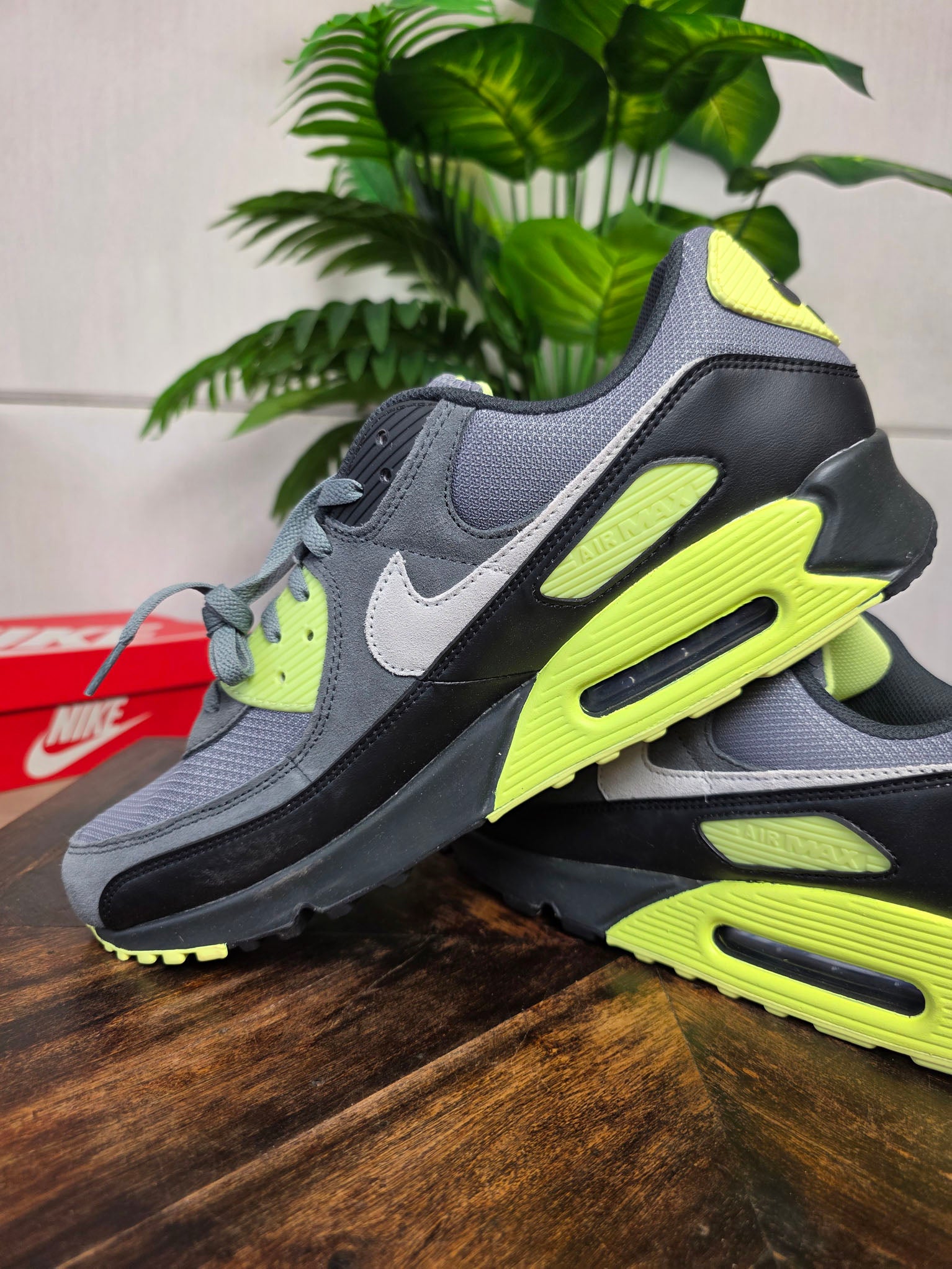Nike Air Max 90 Light Lemon Twist maat 49,5