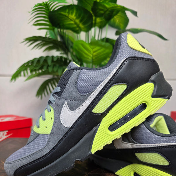 Nike Air Max 90 Light Lemon Twist maat 49,5