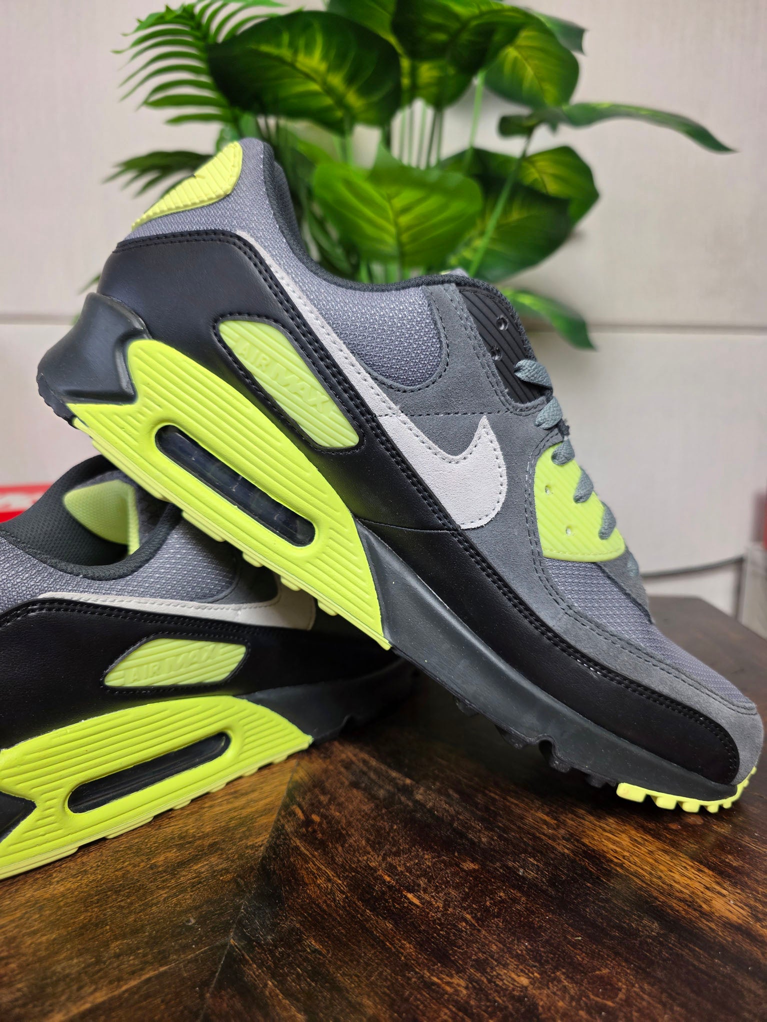 Nike Air Max 90 Light Lemon Twist maat 49,5