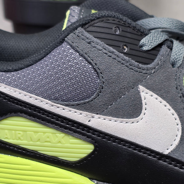 Nike Air Max 90 Light Lemon Twist maat 49,5
