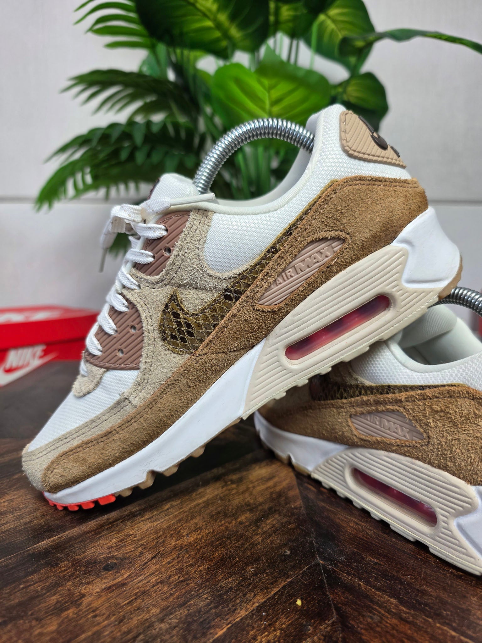 Nike Air Max 90 SE Snakeskin Swoosh maat 40