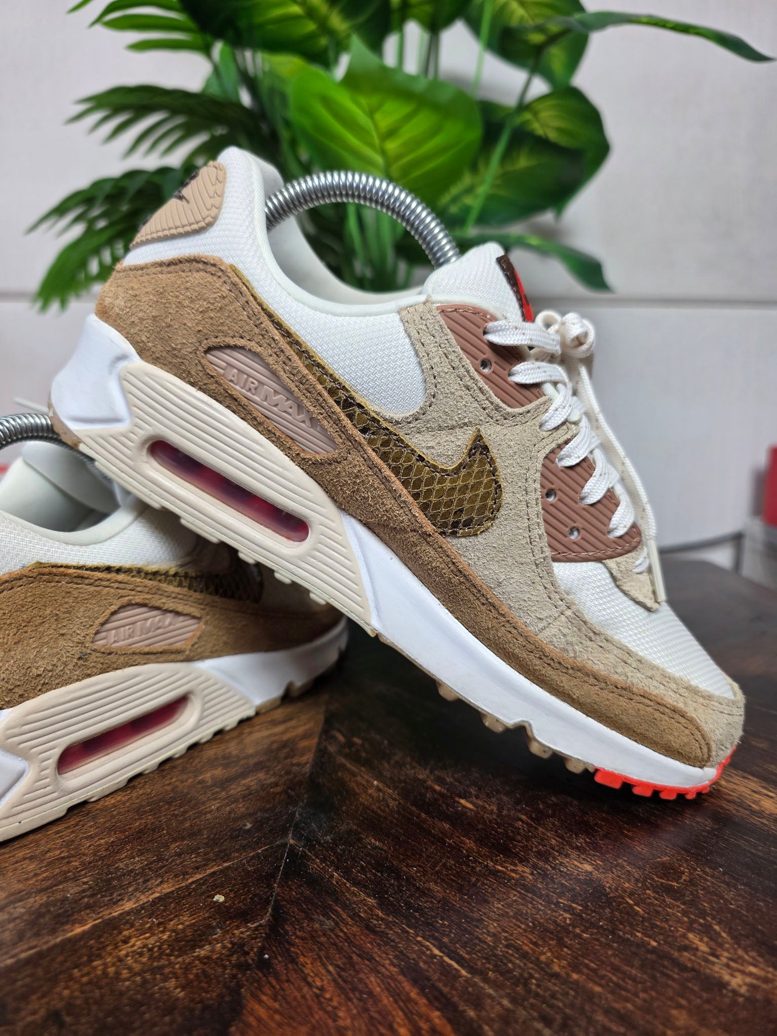 Nike Air Max 90 SE Snakeskin Swoosh maat 40