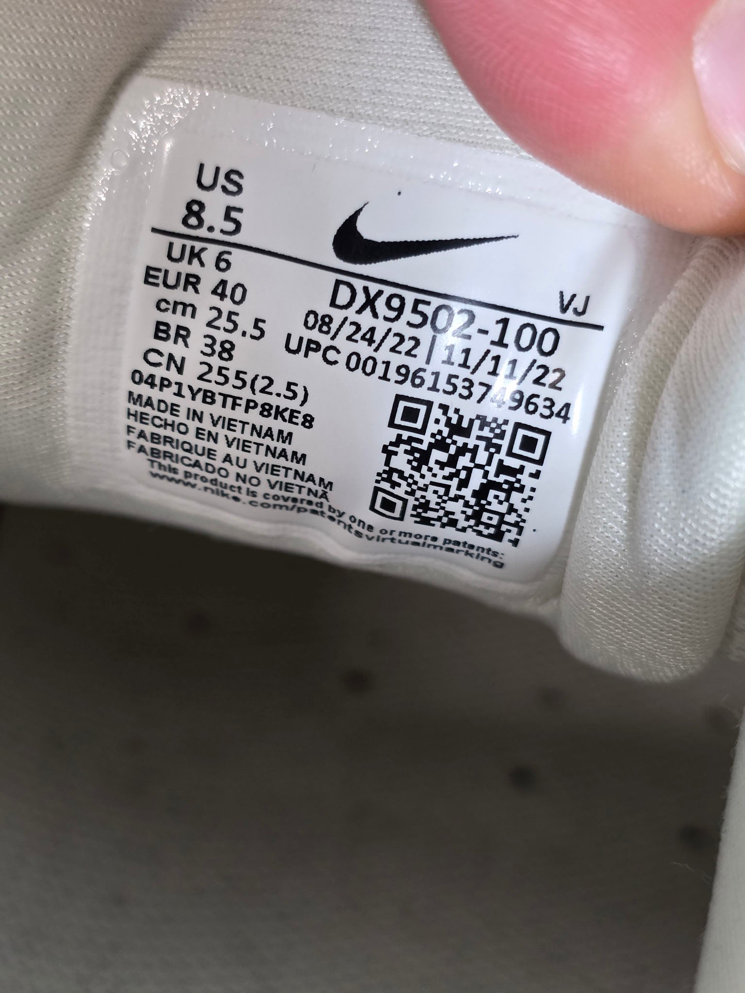 Nike Air Max 90 SE Snakeskin Swoosh maat 40
