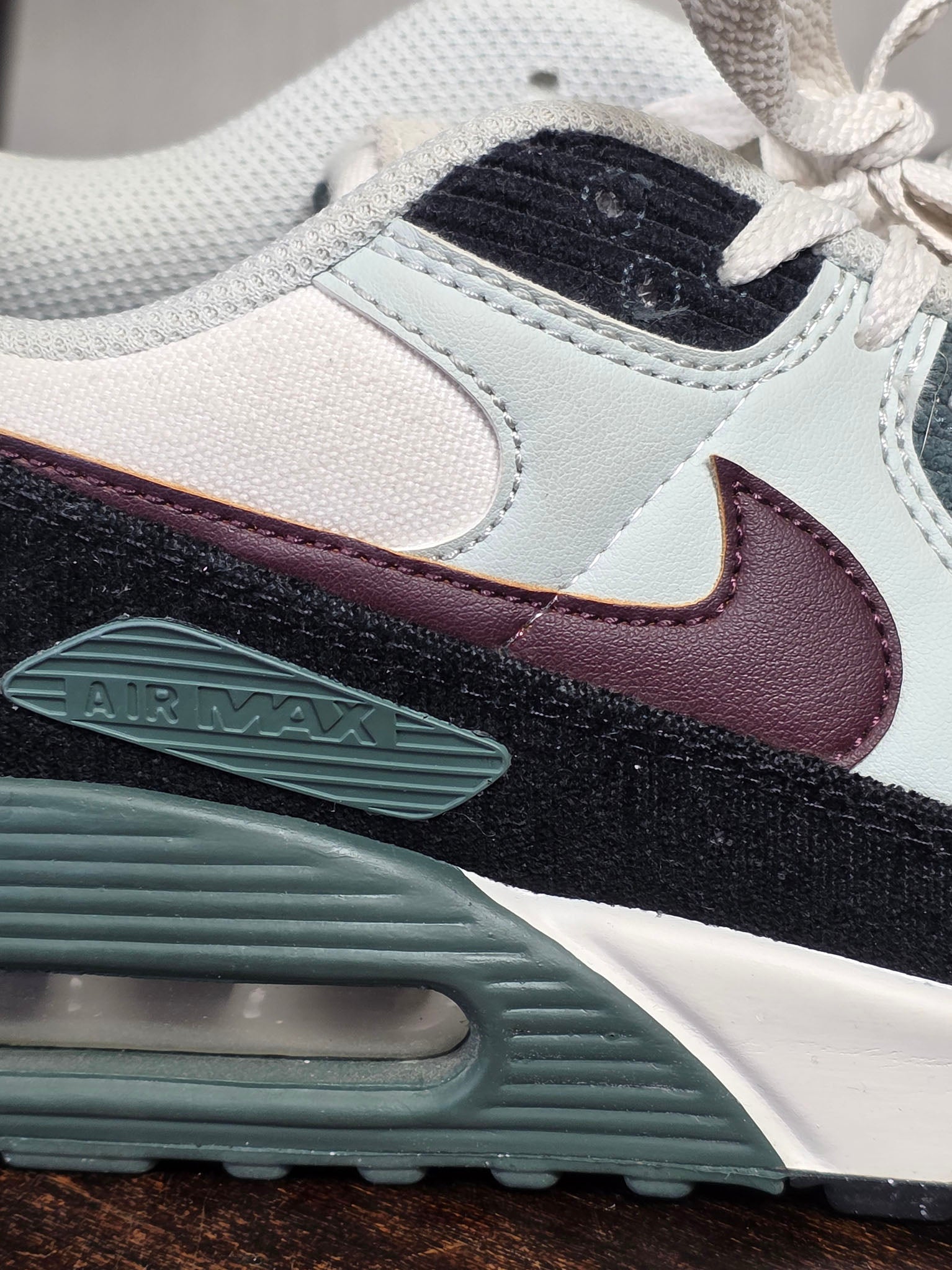 Nike Air Max 90 Vintage Phantom maat 42
