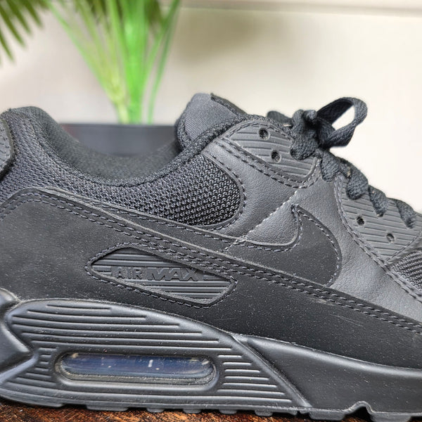 Nike Air Max 90 Triple Black maat 41