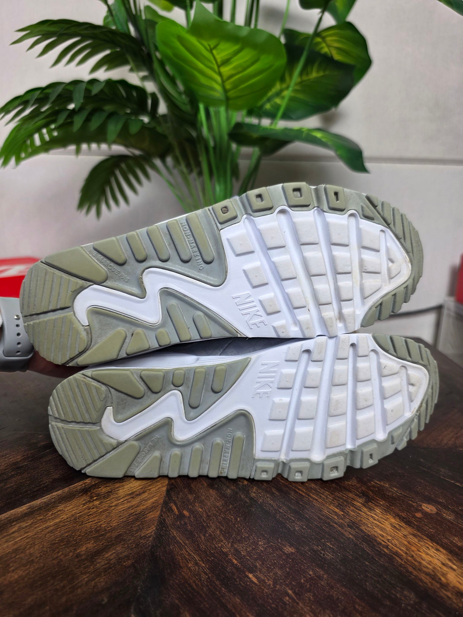 Nike Air Max 90 LTR BG Grey maat 38