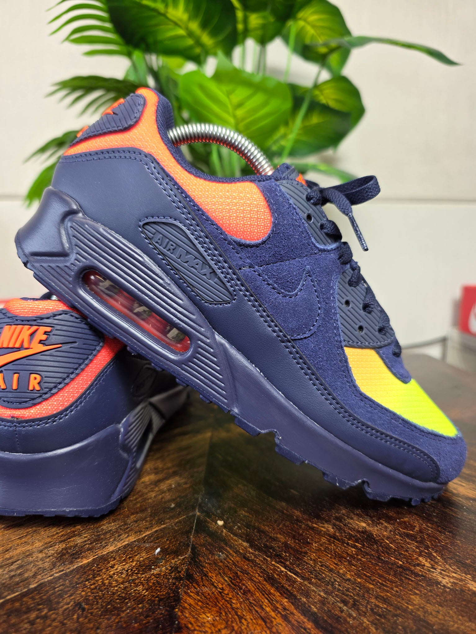 Nike Air Max 90 Gradient Lemon Venom maat 42,5