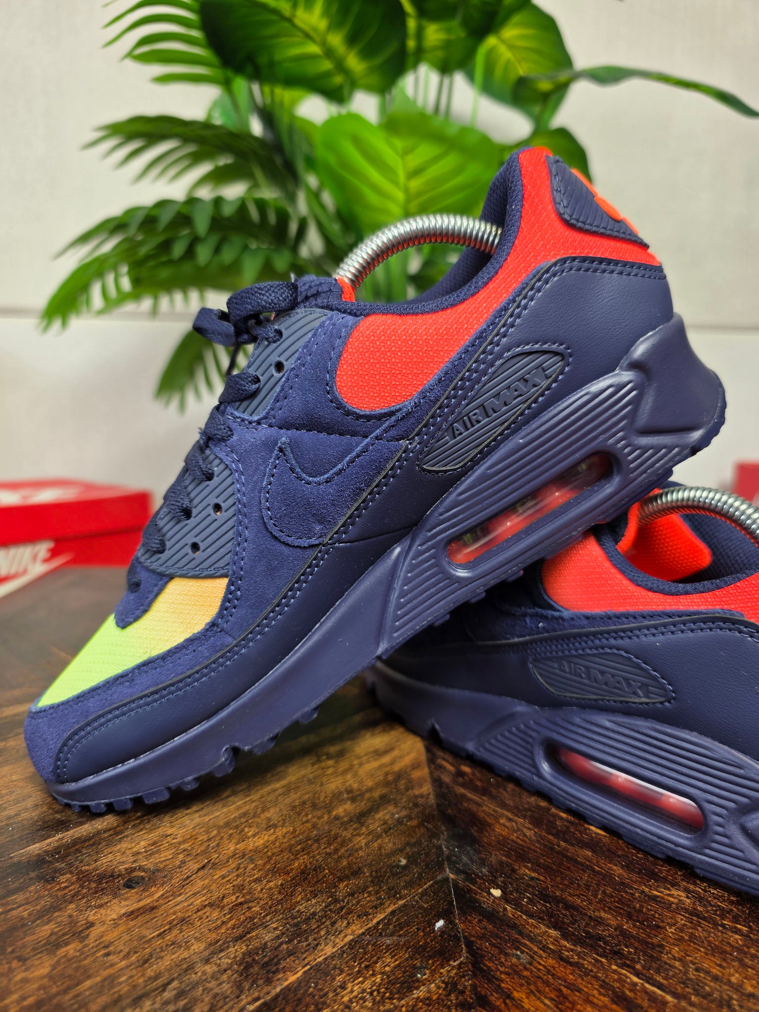 Nike Air Max 90 Gradient Lemon Venom maat 42,5
