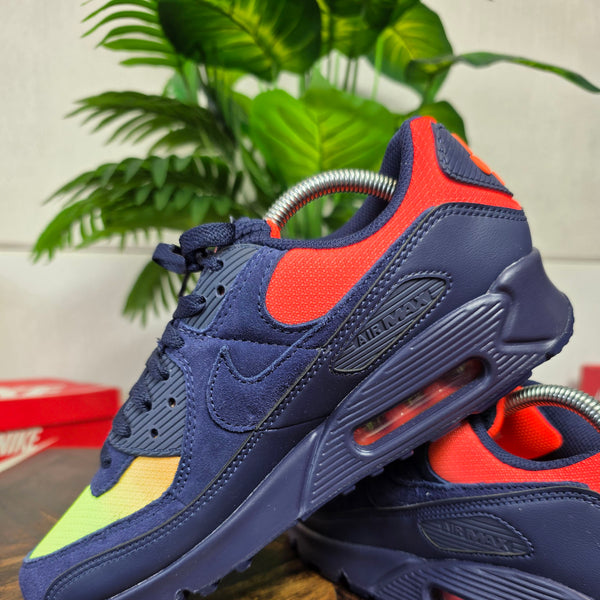 Nike Air Max 90 Gradient Lemon Venom maat 42,5