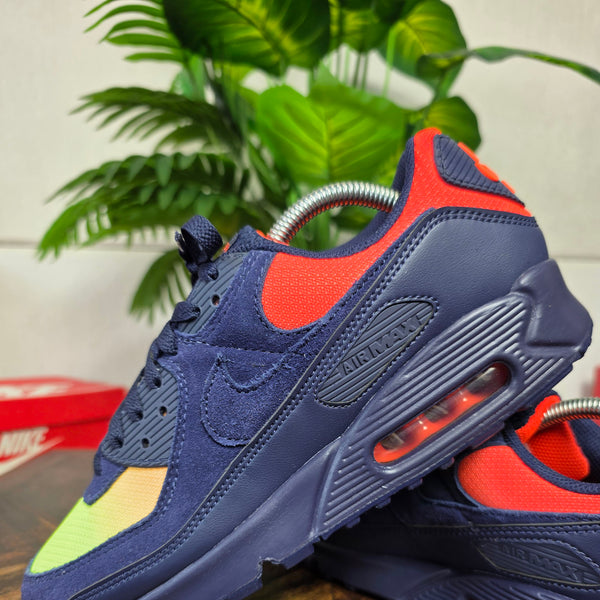 Nike Air Max 90 Gradient Lemon Venom maat 42,5
