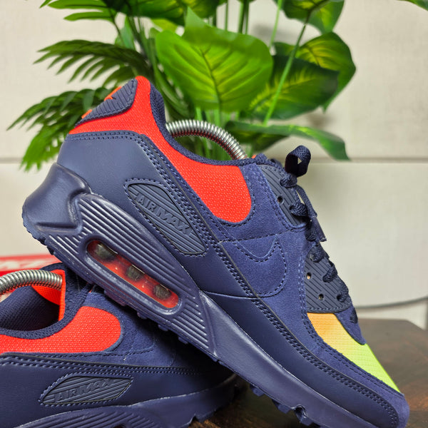 Nike Air Max 90 Gradient Lemon Venom maat 42,5