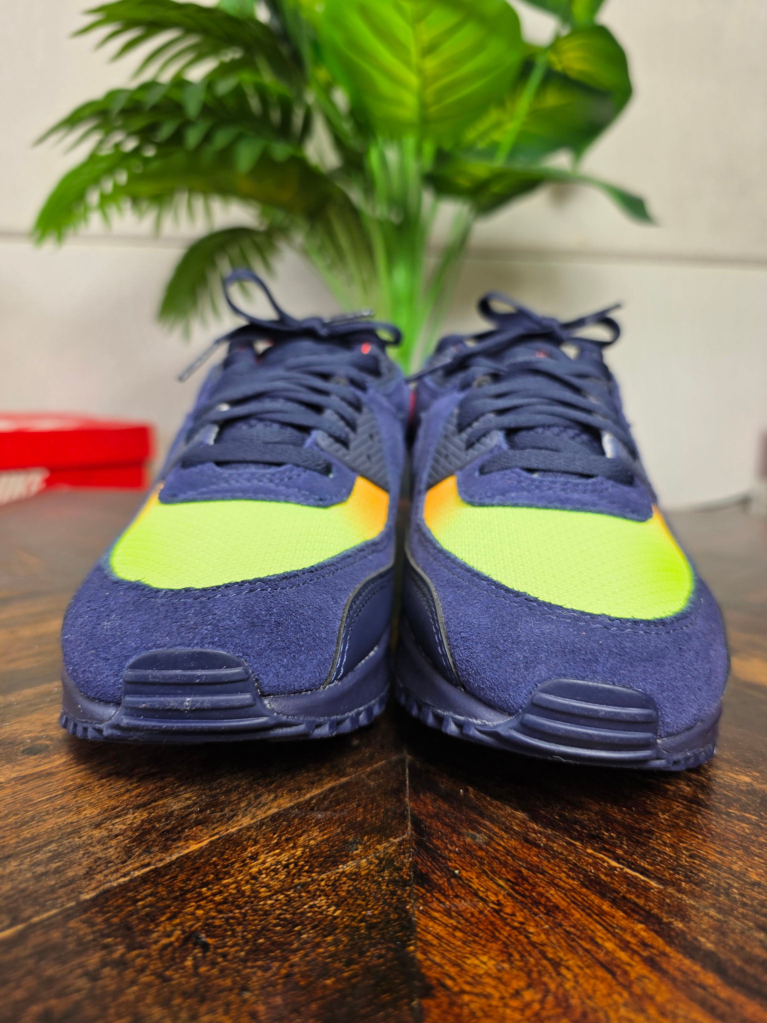 Nike Air Max 90 Gradient Lemon Venom maat 42,5