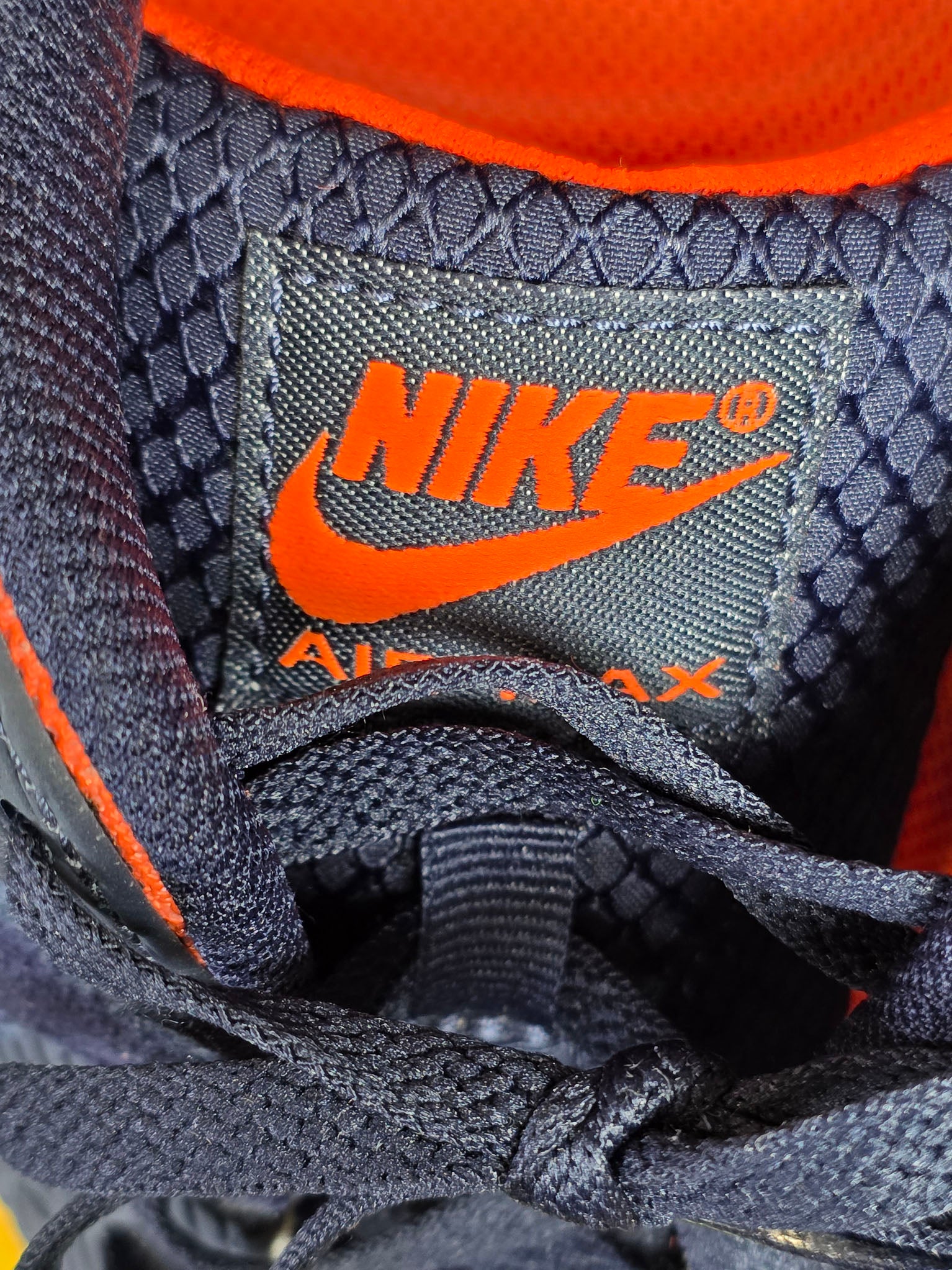 Nike Air Max 90 Gradient Lemon Venom maat 42,5