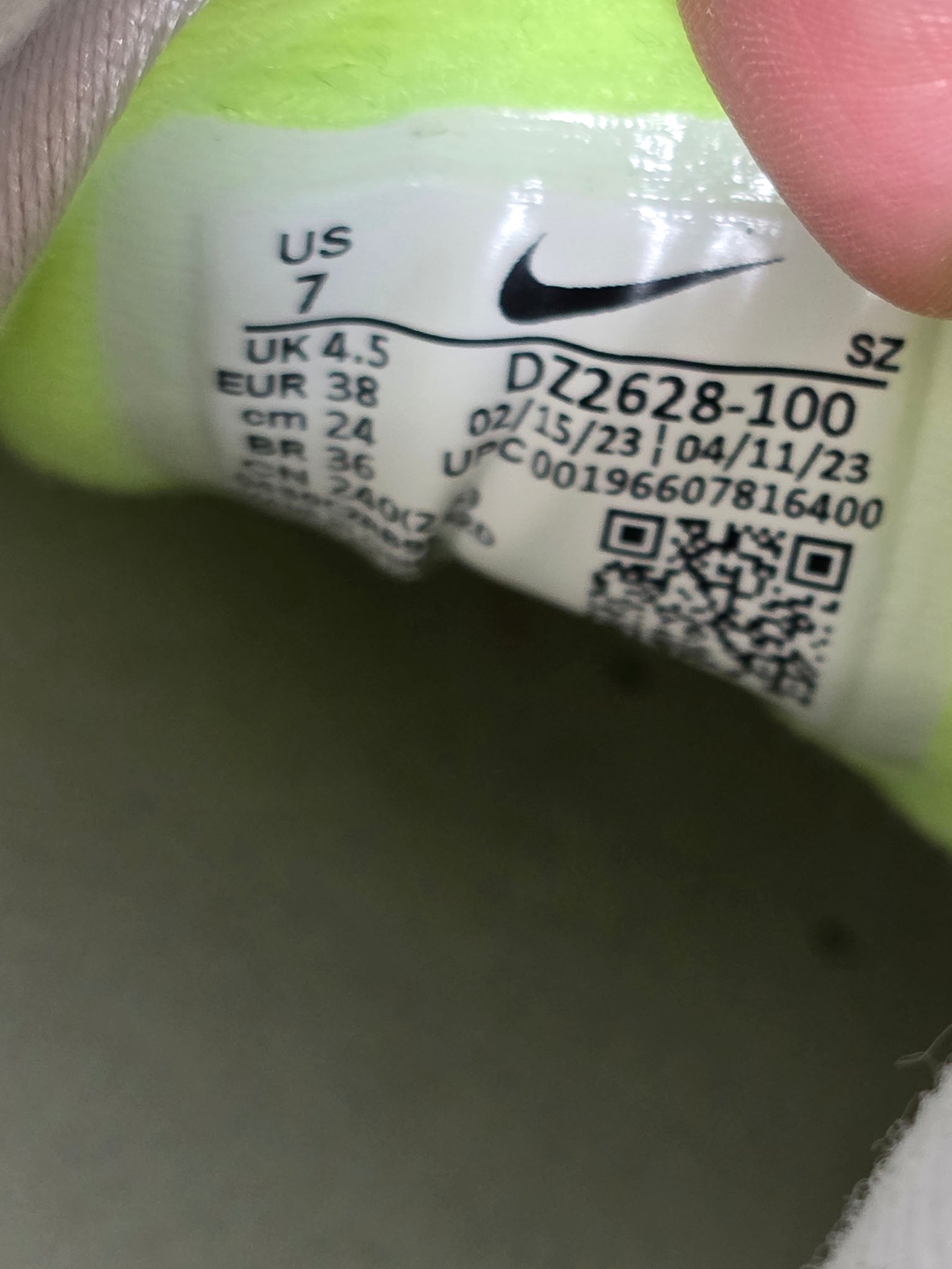 Nike Air Max 1 Volt Suede maat 38