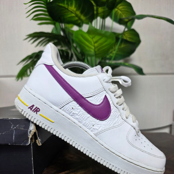 Nike Air Force 1 '07 Low Embossed Hoops Dark Obsidian maat 42