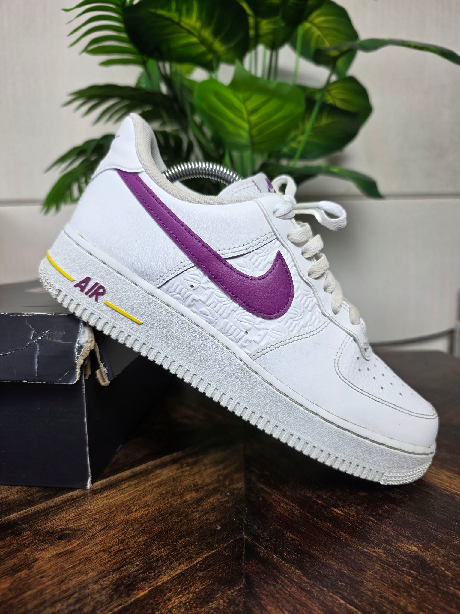 Nike Air Force 1 '07 Low Embossed Hoops Dark Obsidian maat 42