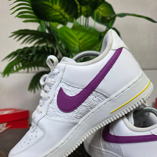 Nike Air Force 1 '07 Low Embossed Hoops Dark Obsidian maat 42
