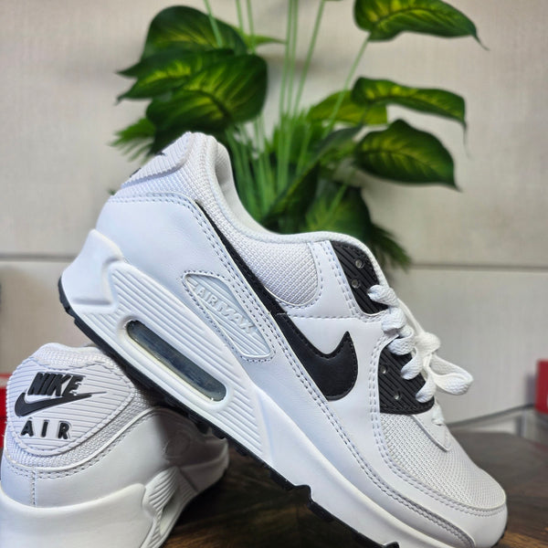 Nike Air Max 90 Color Pack Black White maat 41