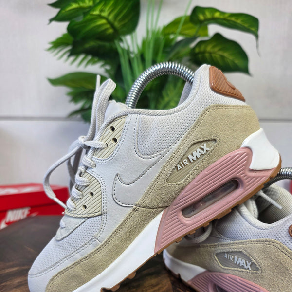 Nike Air Max 90 Light Bone maat 37,5