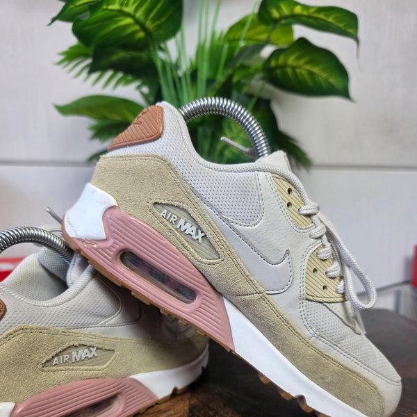 Nike Air Max 90 Light Bone maat 37,5