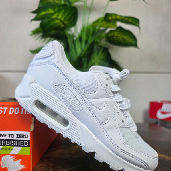 Nike Air Max 90 Triple White maat 35,5
