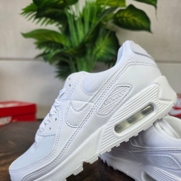 Nike Air Max 90 Triple White maat 35,5