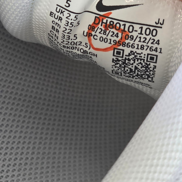 Nike Air Max 90 Triple White maat 35,5