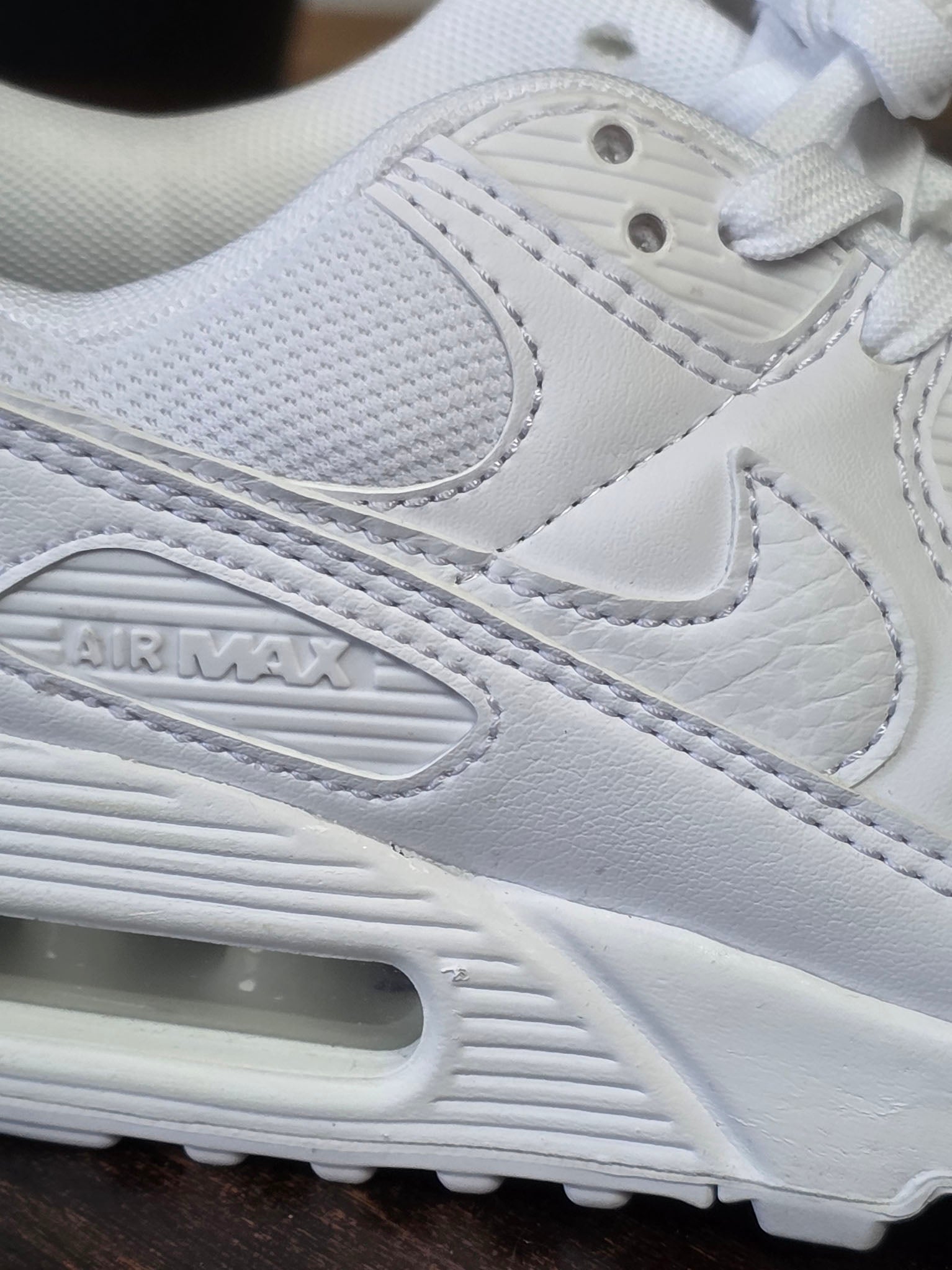 Nike Air Max 90 Triple White maat 35,5