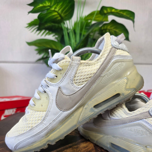 Nike Air Max 90 Terrascape White Rattan maat 42,5