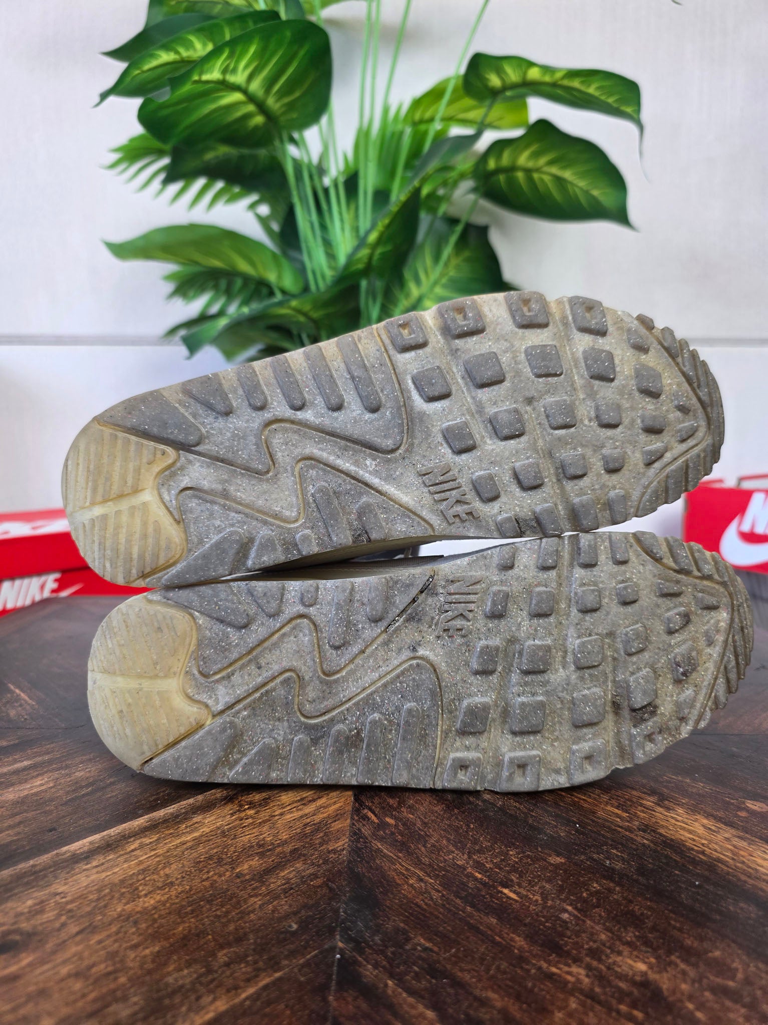 Nike Air Max 90 Terrascape White Rattan maat 42,5