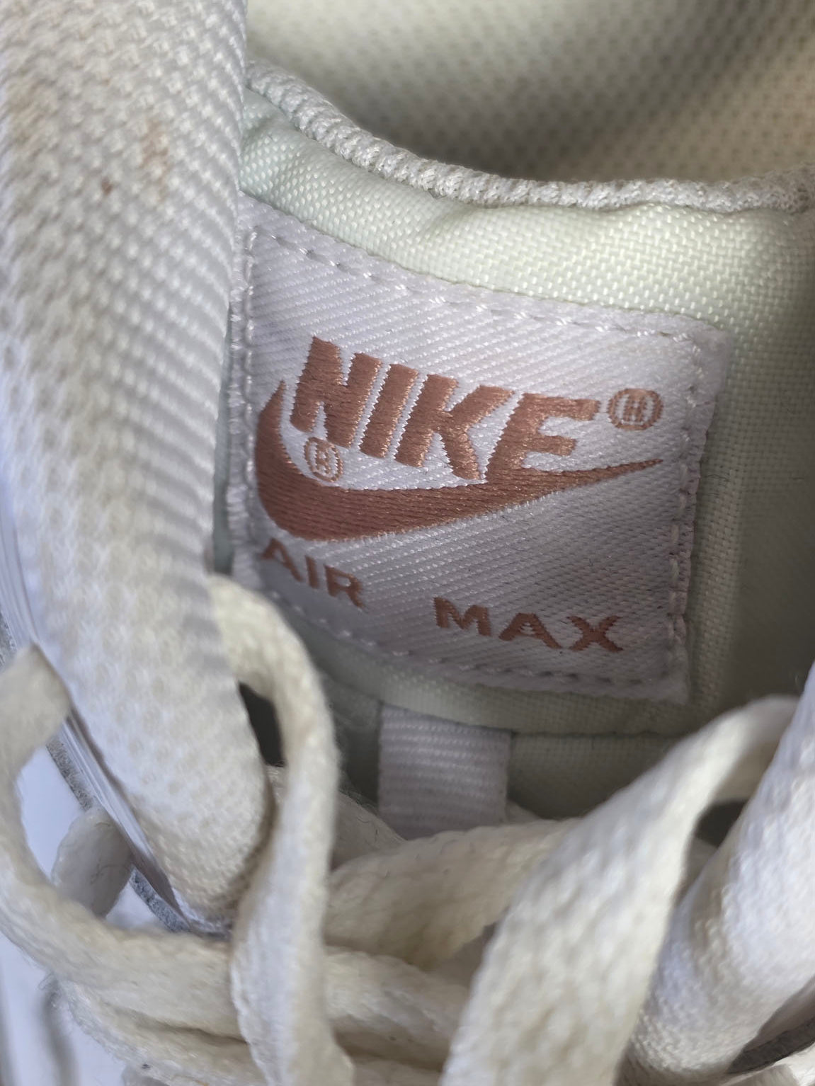 Nike Air Max 90 White Metallic Red Bronze maat 40