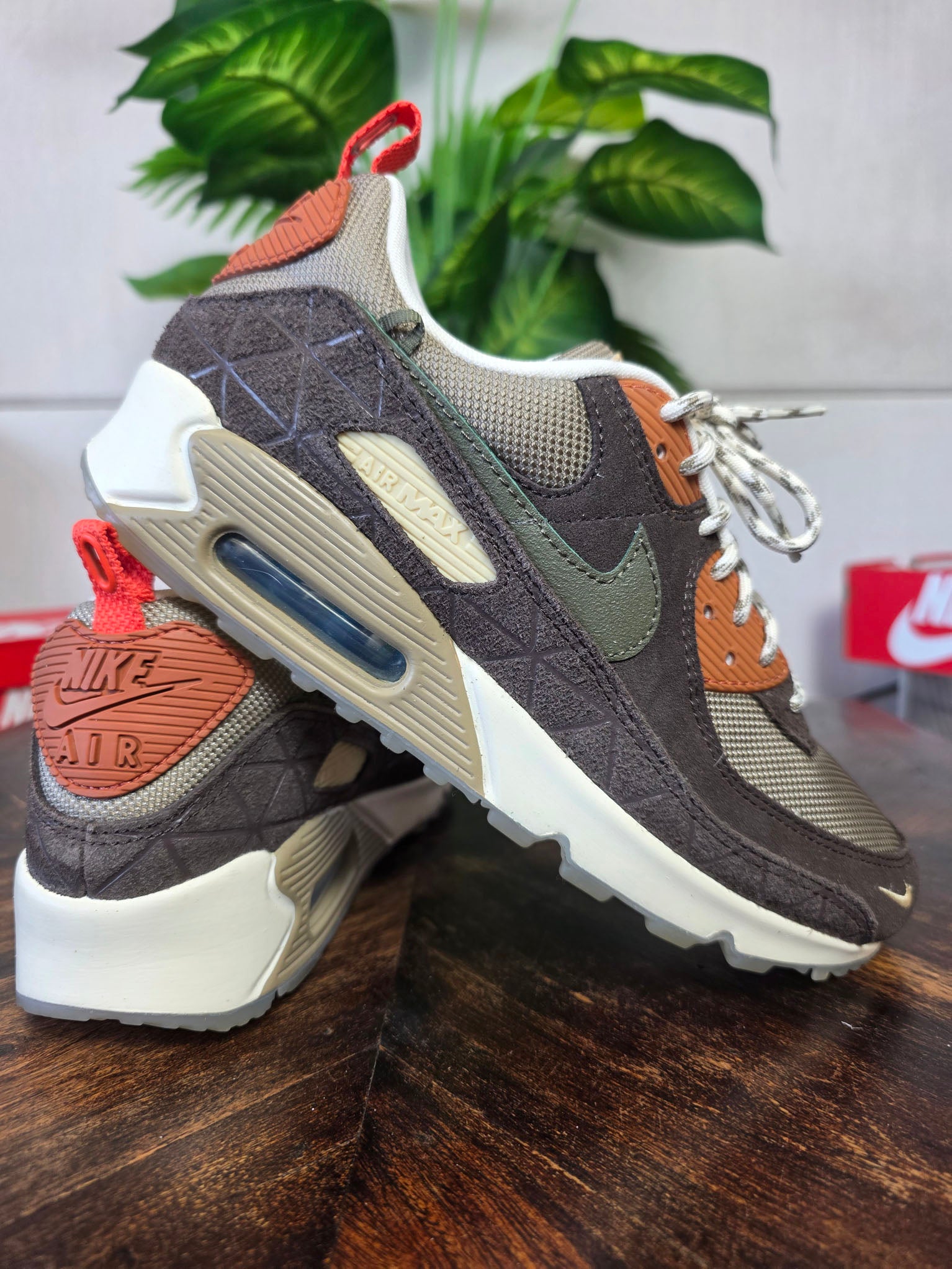Nike Air Max 90 Baroque Brown Lace Toggle maat 41