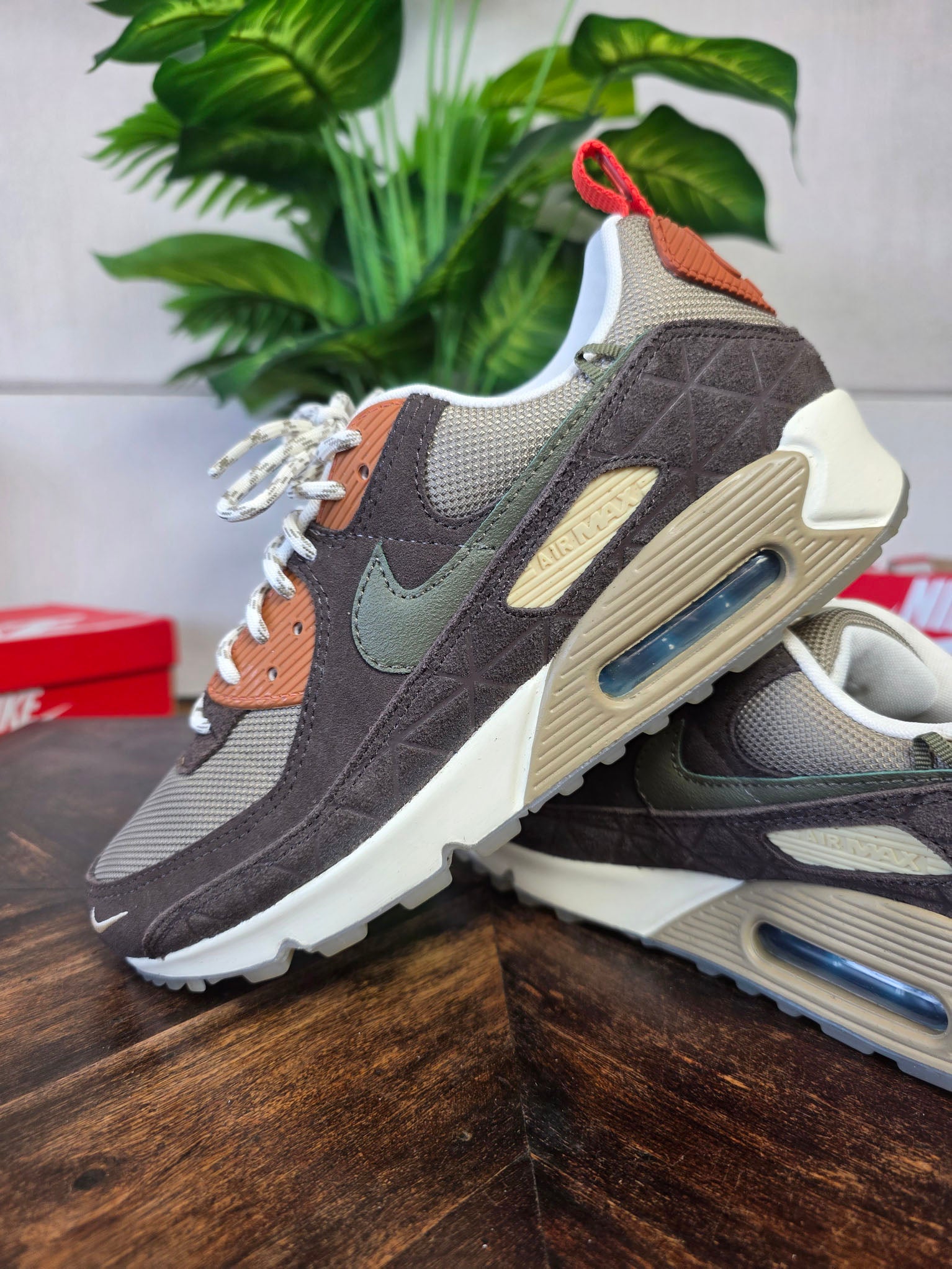 Nike Air Max 90 Baroque Brown Lace Toggle maat 41