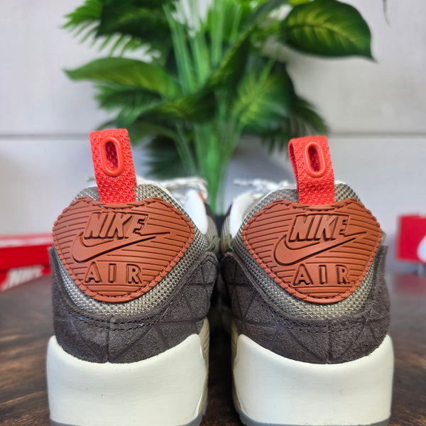 Nike Air Max 90 Baroque Brown Lace Toggle maat 41