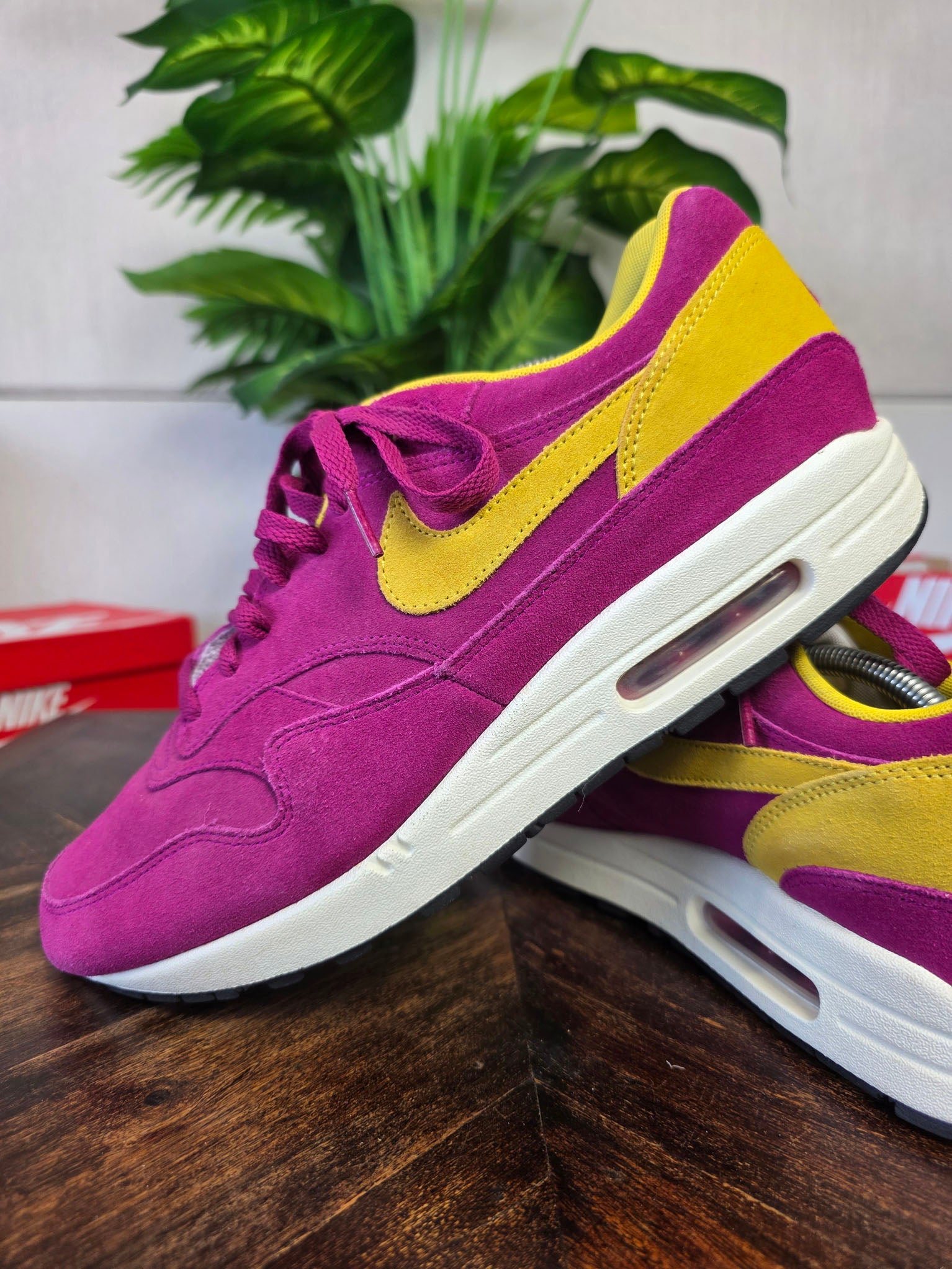 Nike Air Max 1 Dynamic Berry maat 45