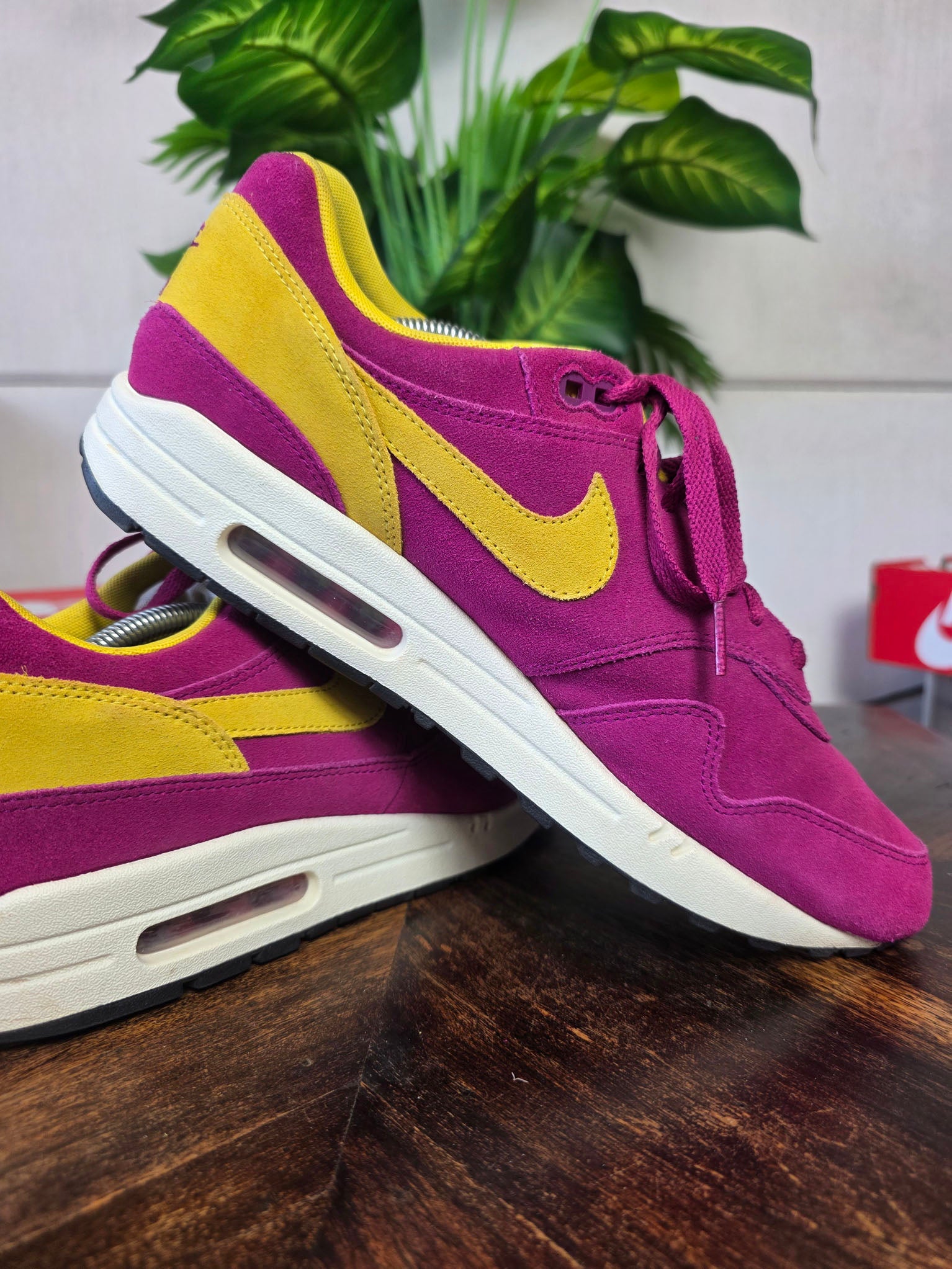 Nike Air Max 1 Dynamic Berry maat 45