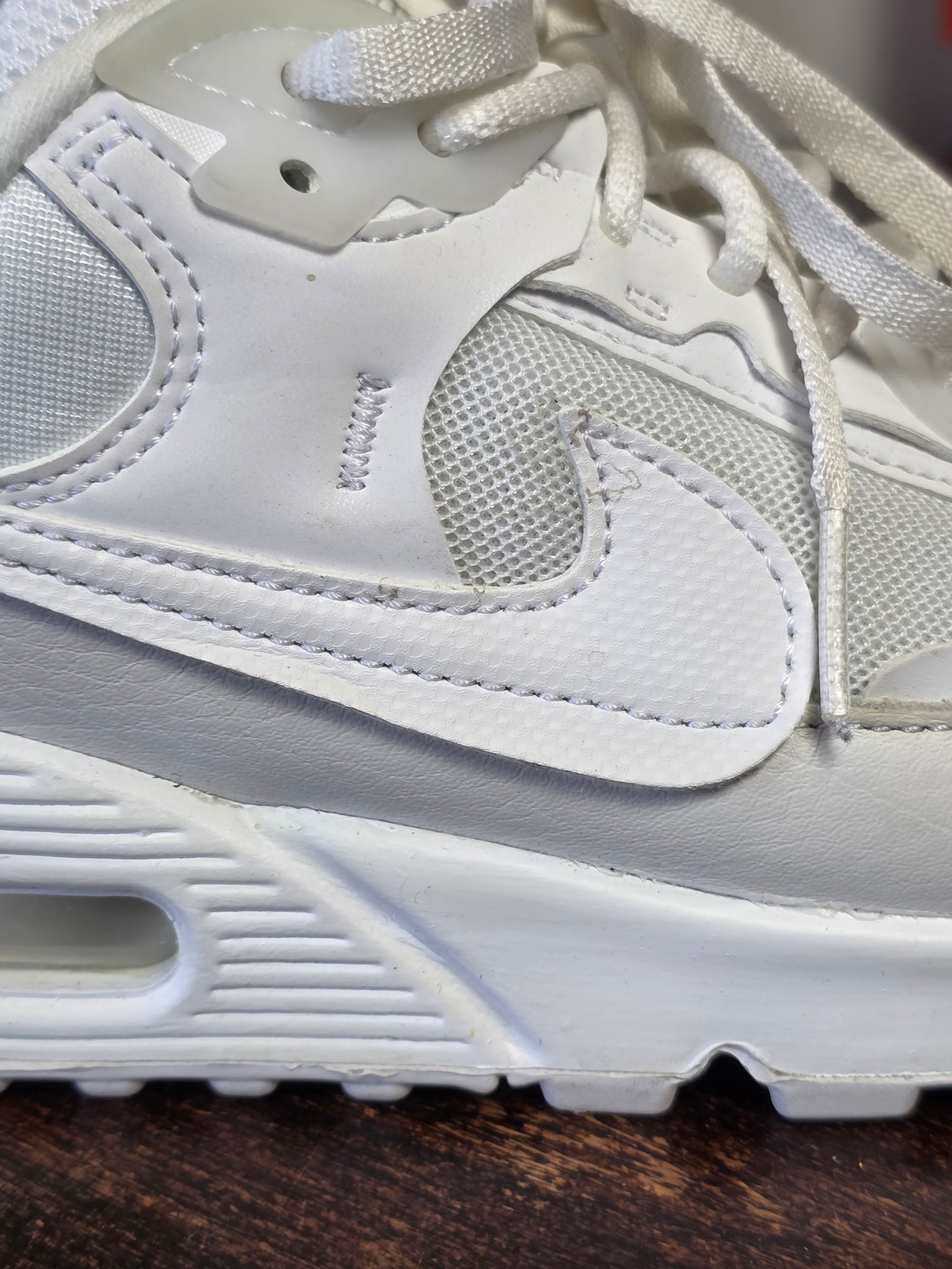 Nike Air Max 90 Futura Triple White maat 38,5