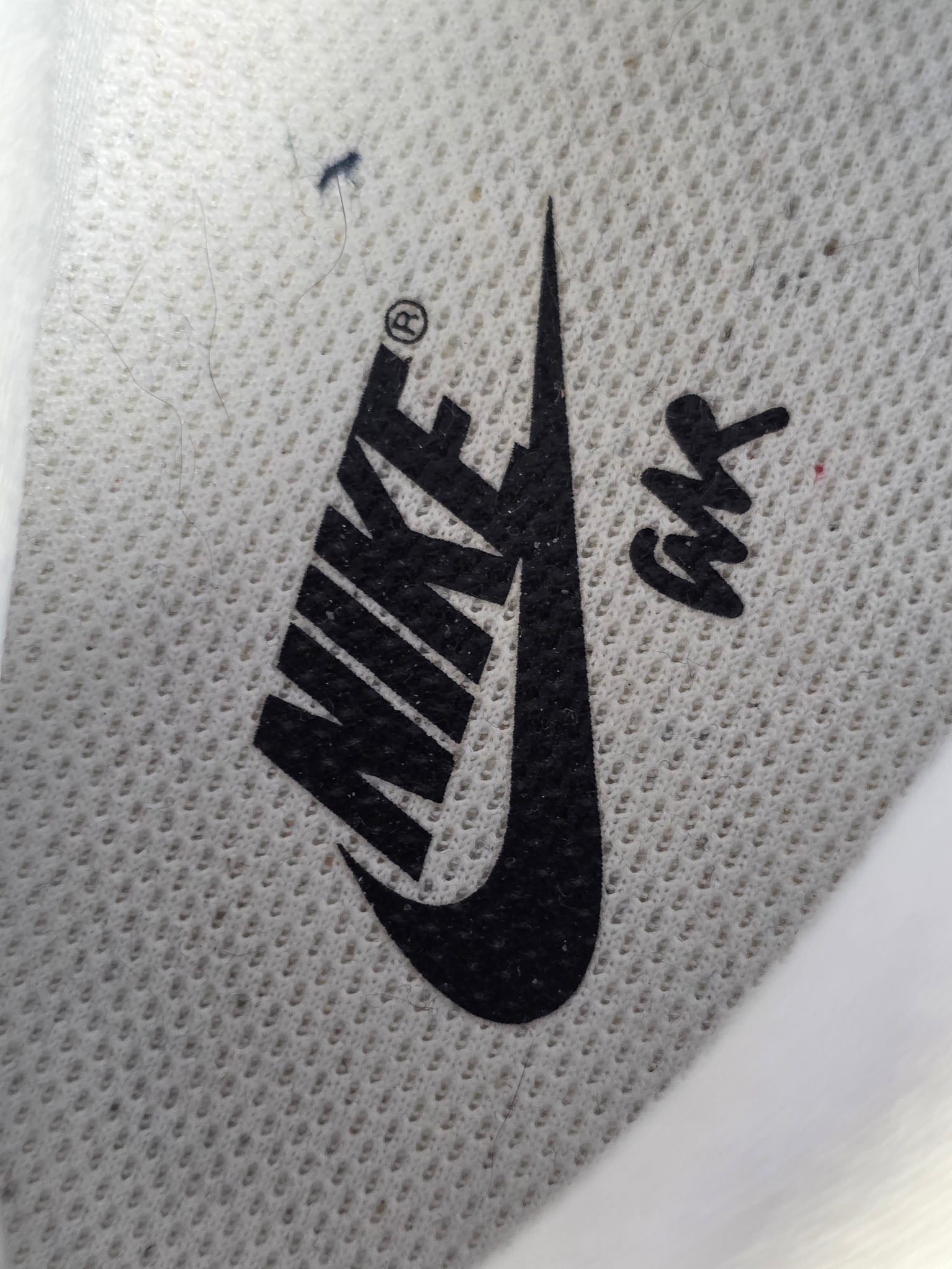 Nike Air Max 90 Futura Triple White maat 38,5