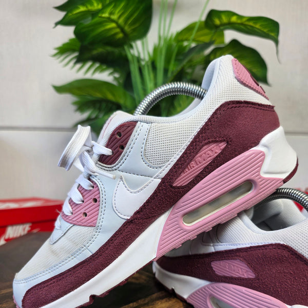 Nike Air Max 90 Neapolitan maat 42
