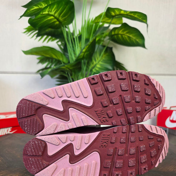 Nike Air Max 90 Neapolitan maat 42