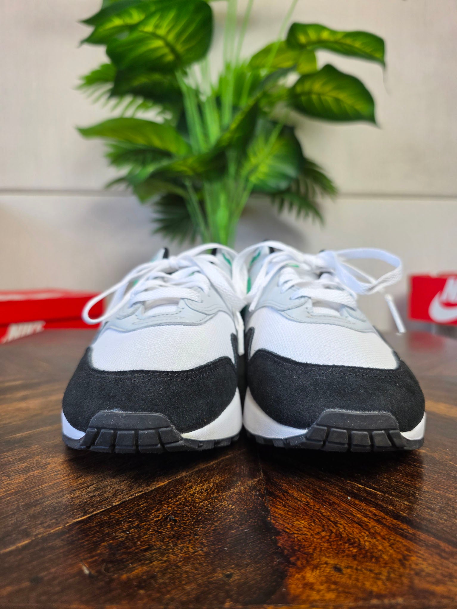 Nike Air Max 1 Green Chili maat 40