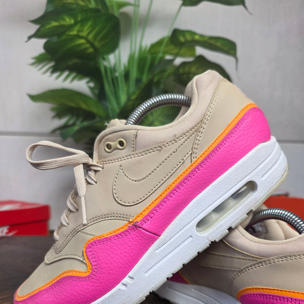Nike Air Max 1 Liner Tan Pink maat 43