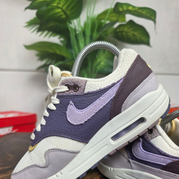 Nike Air Max 1 '87 Hydrangeas maat 37,5