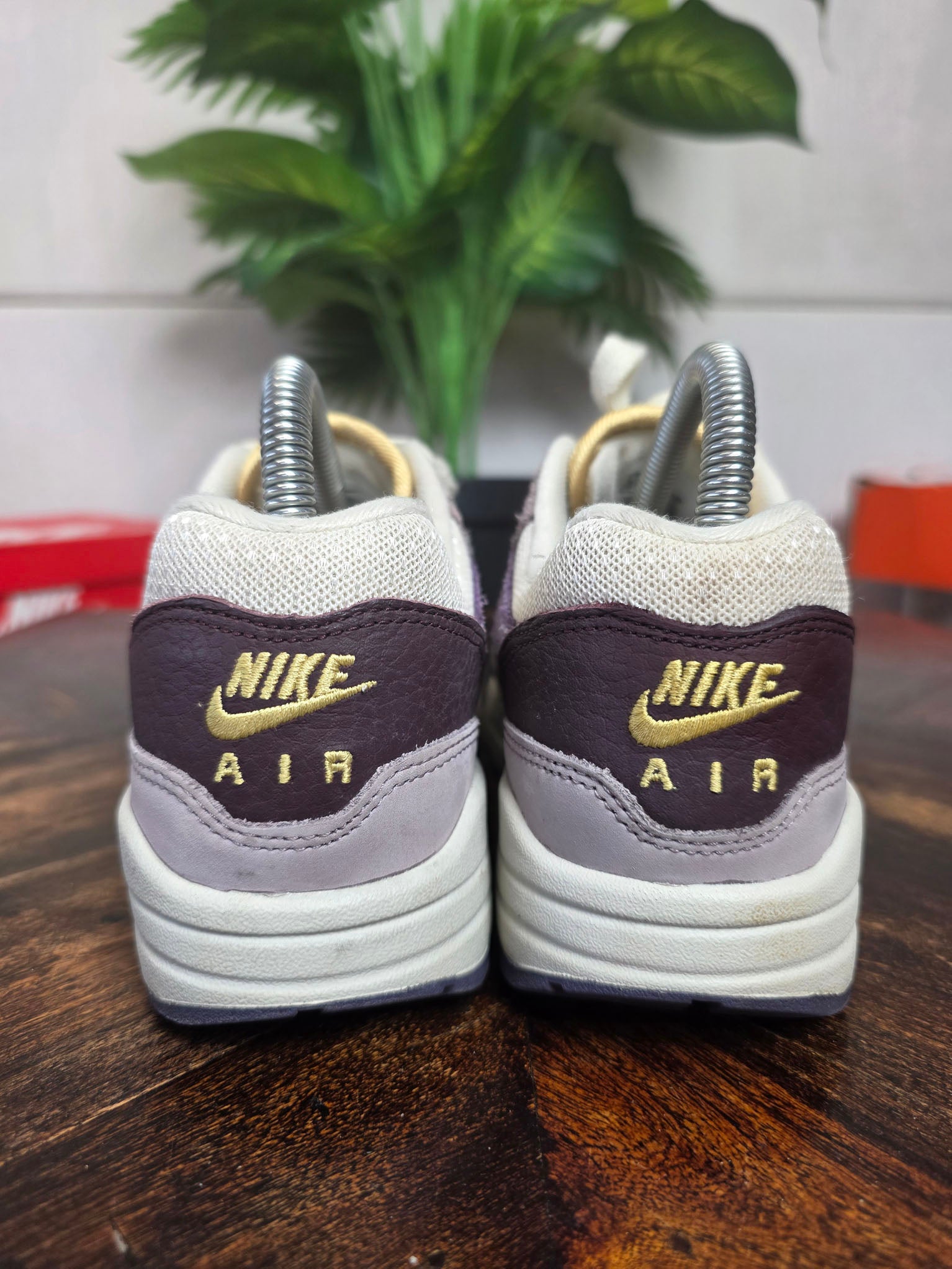 Nike Air Max 1 '87 Hydrangeas maat 37,5