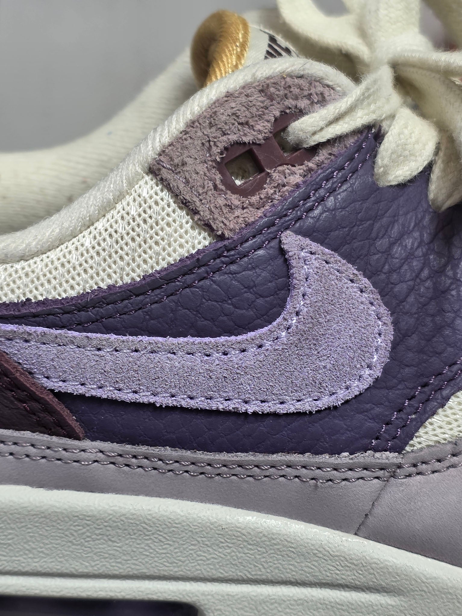 Nike Air Max 1 '87 Hydrangeas maat 37,5